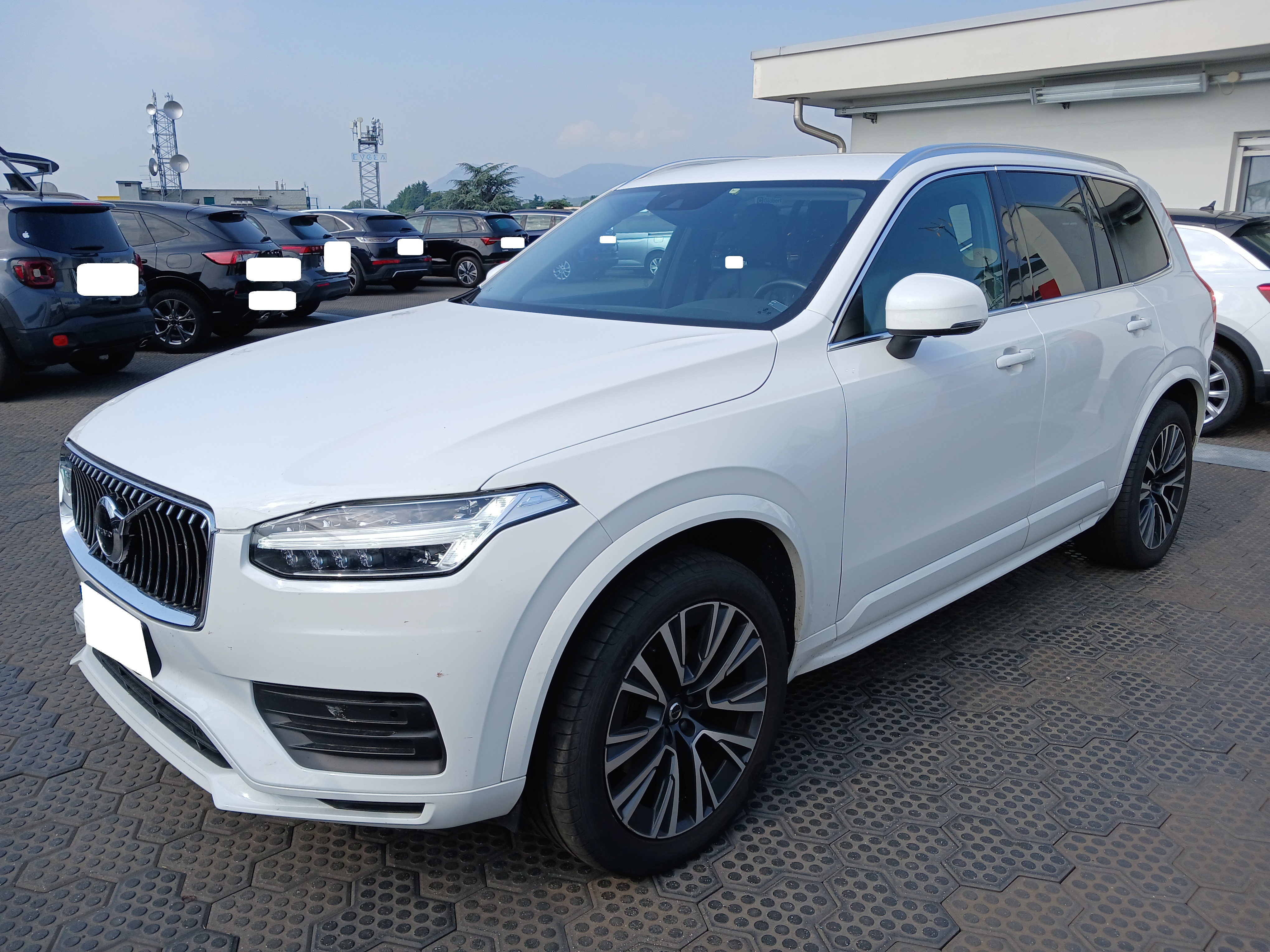 Volvo XC90 2.0 B5 Mild-Hybrid — 1/8