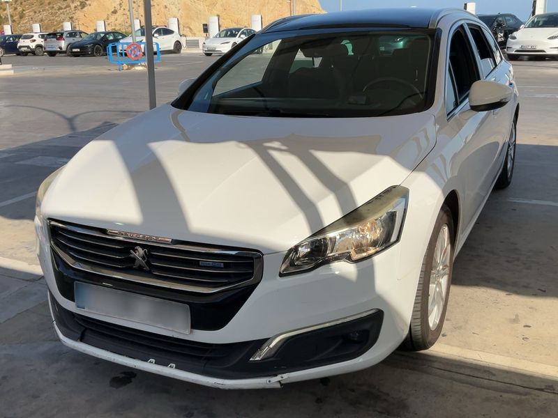 Peugeot 508 2.0 Blue-HDi — 1/8