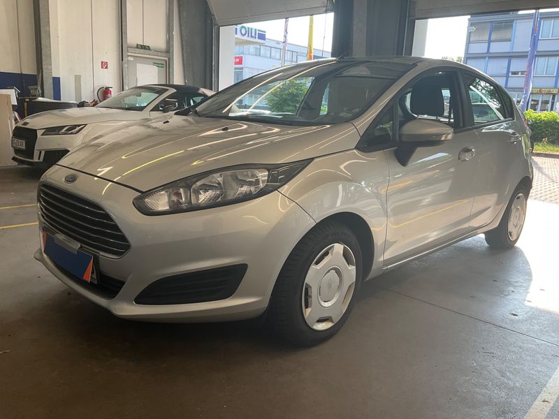Ford Fiesta 1.6 TDCi — 1/8