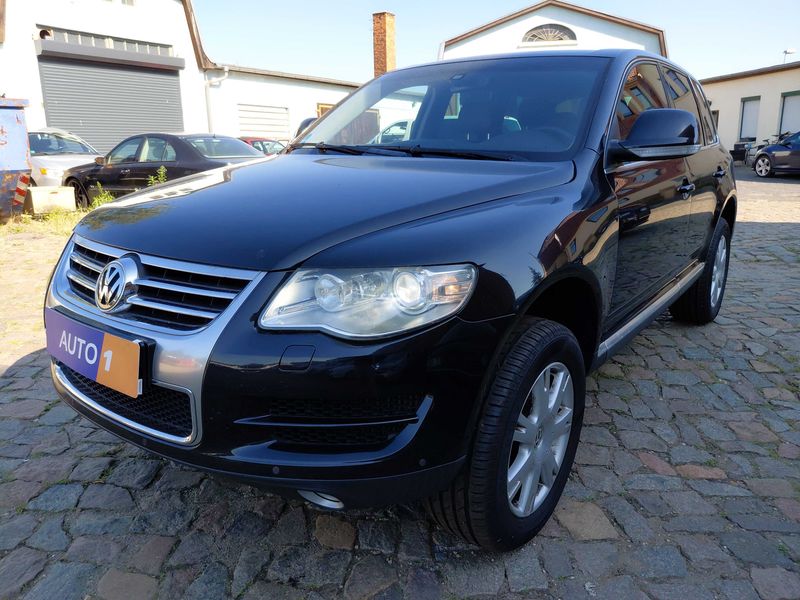 Volkswagen Touareg 2.5 TDI — фото 1