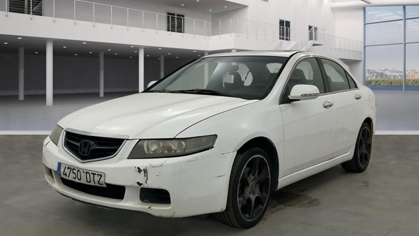 Honda Accord sedán diesel — 1/8