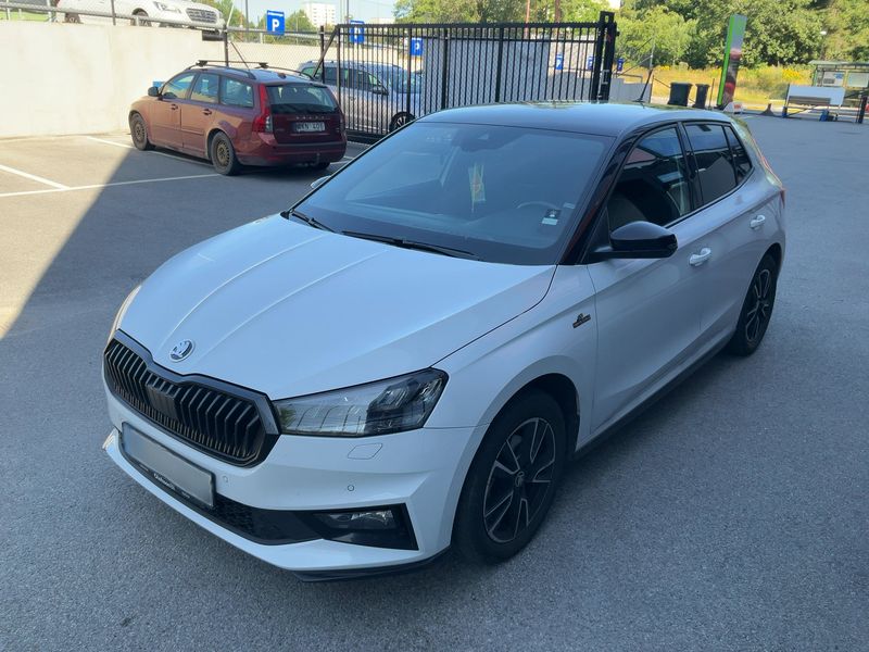 Skoda Fabia 1.0 TSI — фото 1