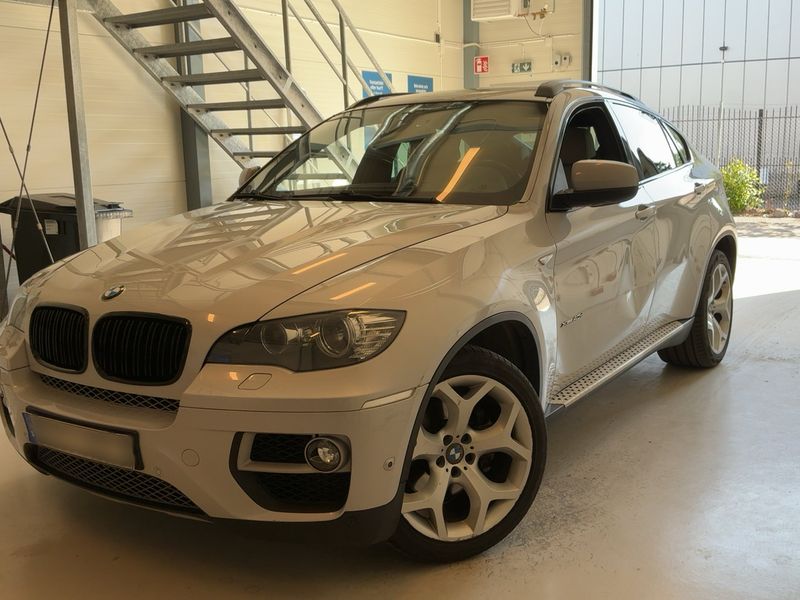 BMW X6 xDrive 40d — 1/8