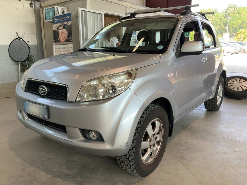 Daihatsu Terios 1.5 — 1/8