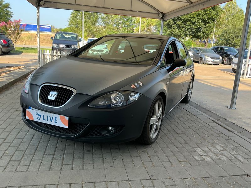 Seat Leon 2.0 TDI — фото 1