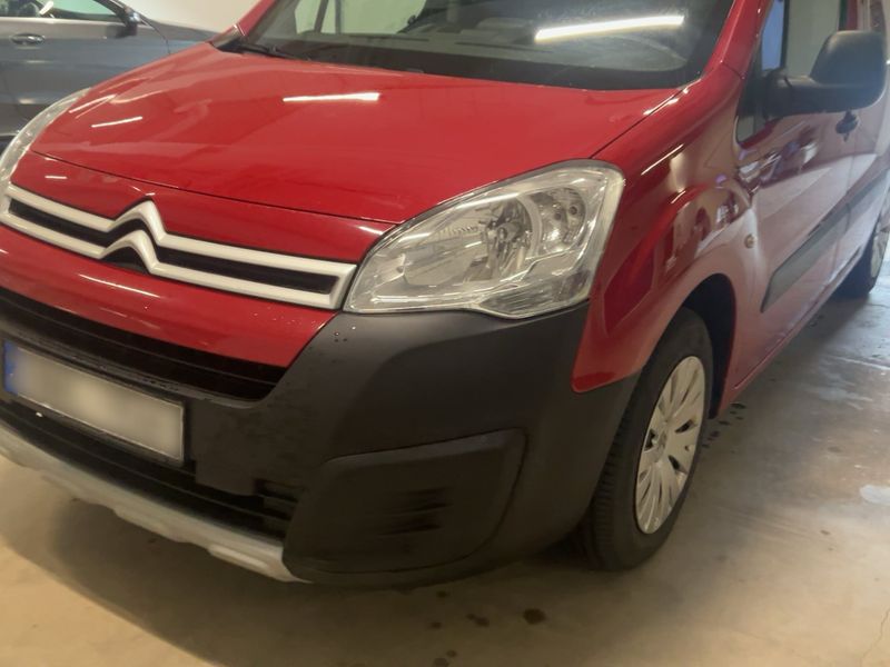 Citroen Berlingo 1.6 Blue-HDi — 1/8
