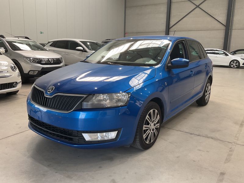 Skoda Rapid Spaceback 1.6 TDI — фото 1