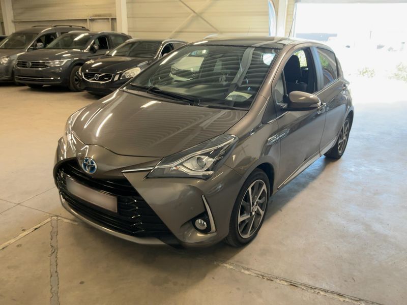 Toyota Yaris 1.5 Hybrid — 1/8
