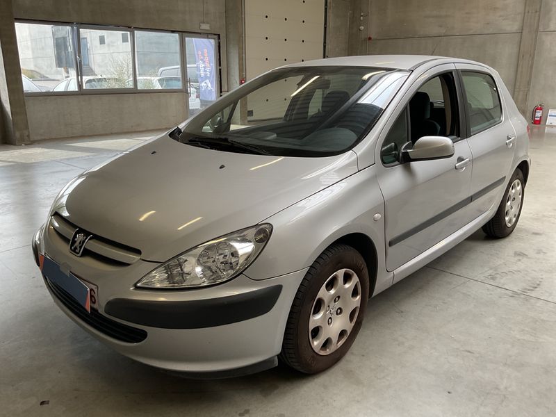 Peugeot 307 2.0 HDi — 1/8