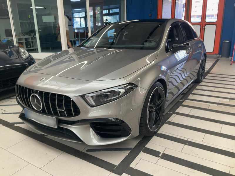 Mercedes-Benz A-Klasse A 45 AMG — 1/8