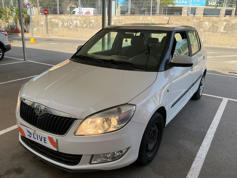 Skoda Fabia 1.6 TDI — 1/8