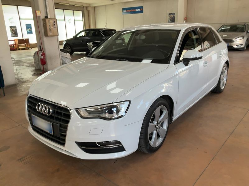 Audi A3 Sportback 1.6 TDI — фото 1