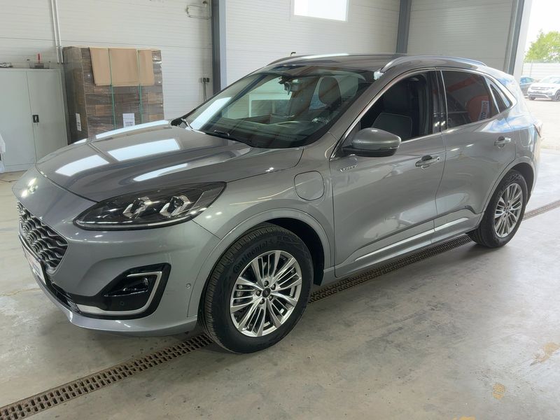 Ford Kuga 2.5 Plug-in Hybrid — 1/8