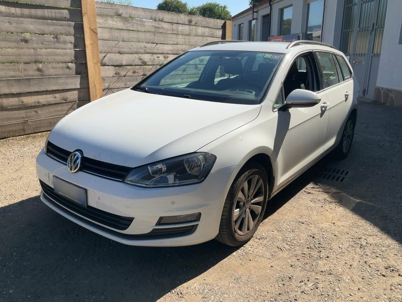 Volkswagen Golf VII 1.6 TDI — 1/8