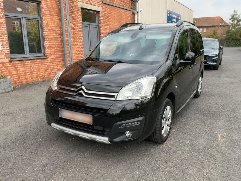 Citroen Berlingo 1.6 Blue-HDi — 1/8