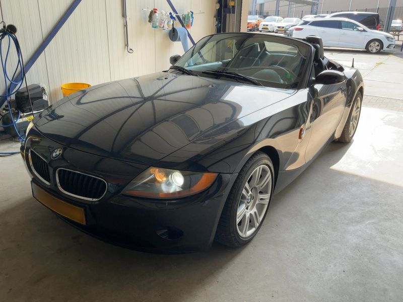 BMW Z4 2.5i — фото 1