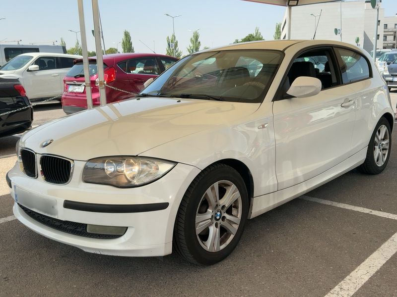 BMW 1er 116d — фото 1