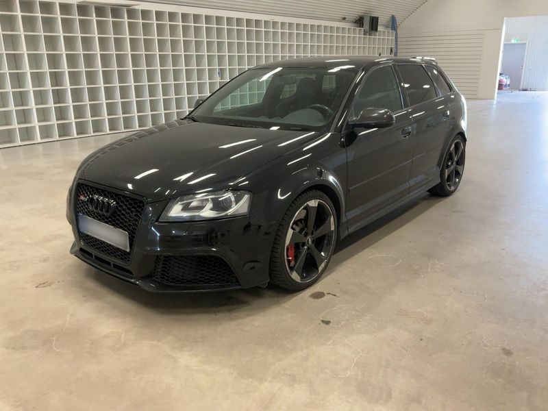 Audi RS 3 Sportback 2.5 TFSI — фото 1