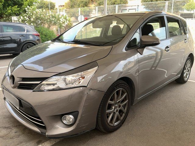 Toyota Verso 1.6 D-4D — 1/8