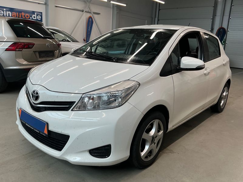 Toyota Yaris 1.0 VVT-i — 1/8