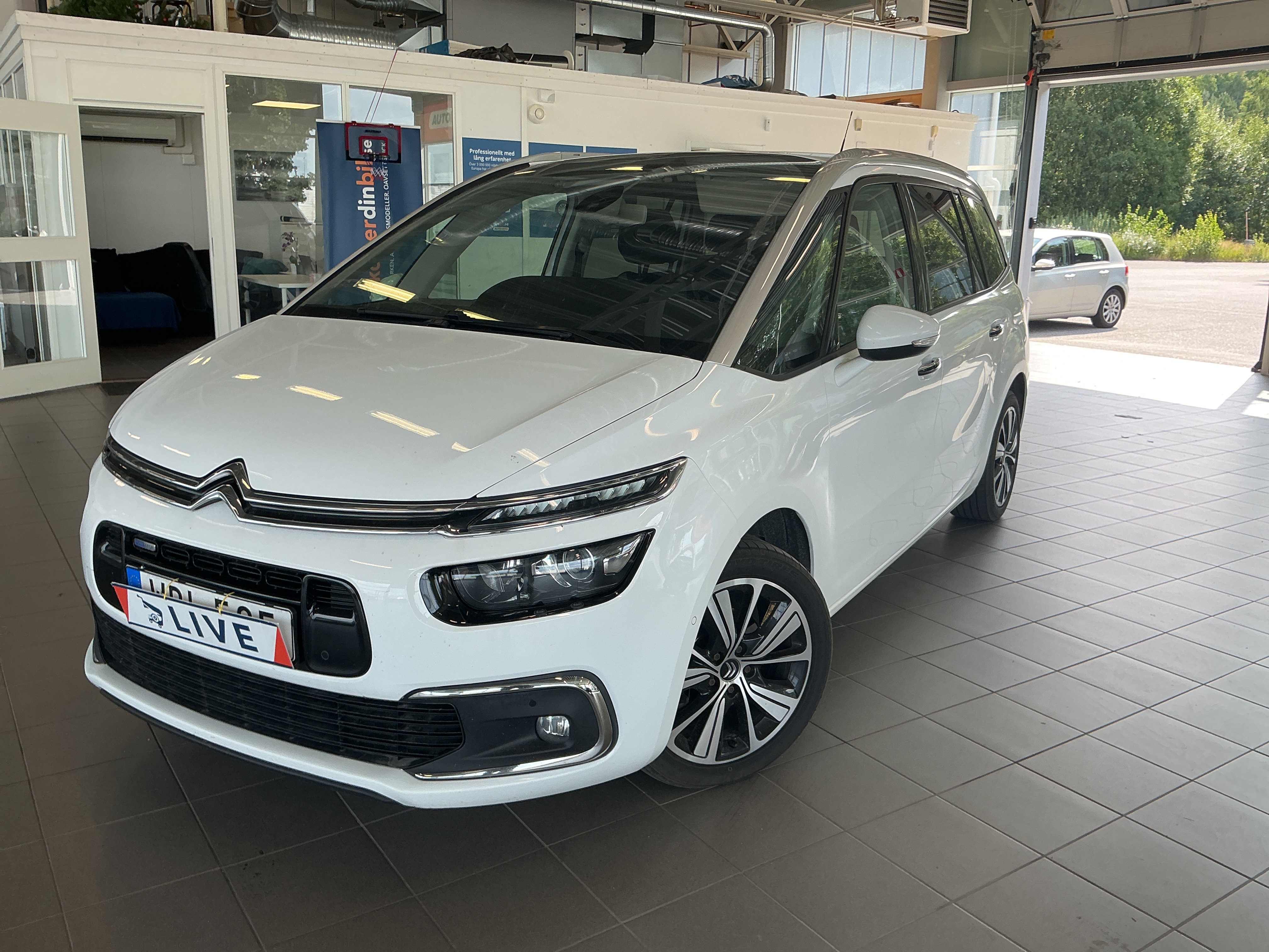 Citroen C4 Grand Picasso 1.2 PureTech — 1/8