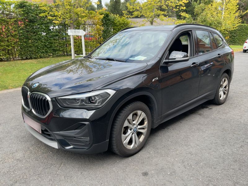 BMW X1 xDrive 25e — 1/8