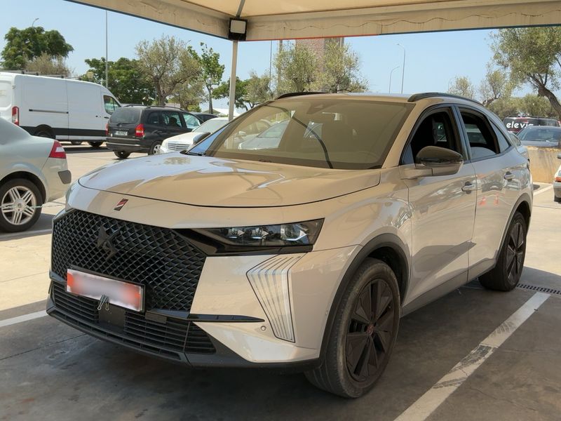 DS Automobiles DS7 1.5 Blue-HDi — 1/8