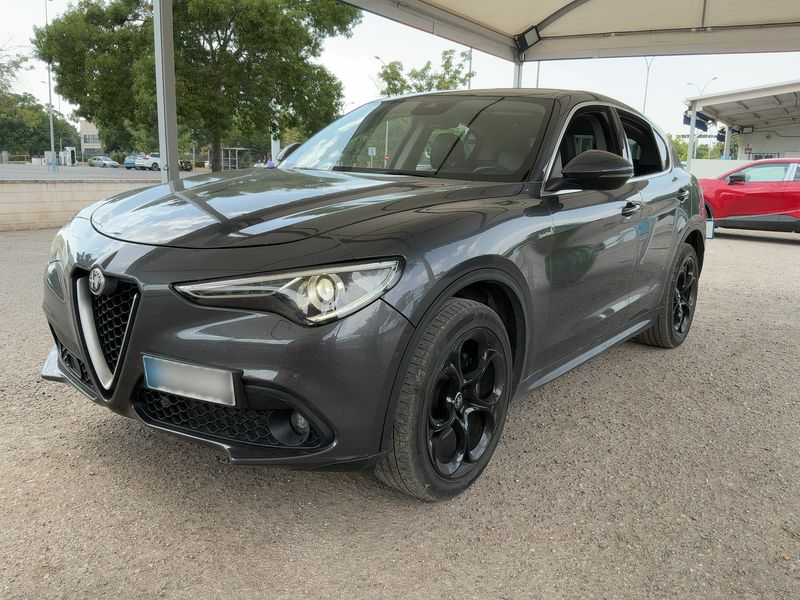 Alfa Romeo Stelvio 2.2 JTDM — 1/8