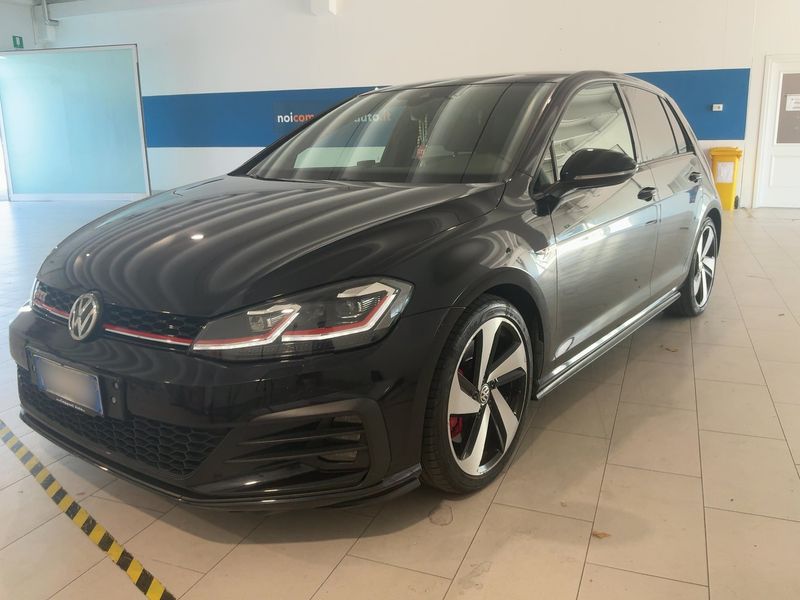 Volkswagen Golf VII 2.0 TSI — фото 1
