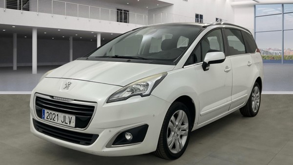 Peugeot 5008 diesel — 1/8