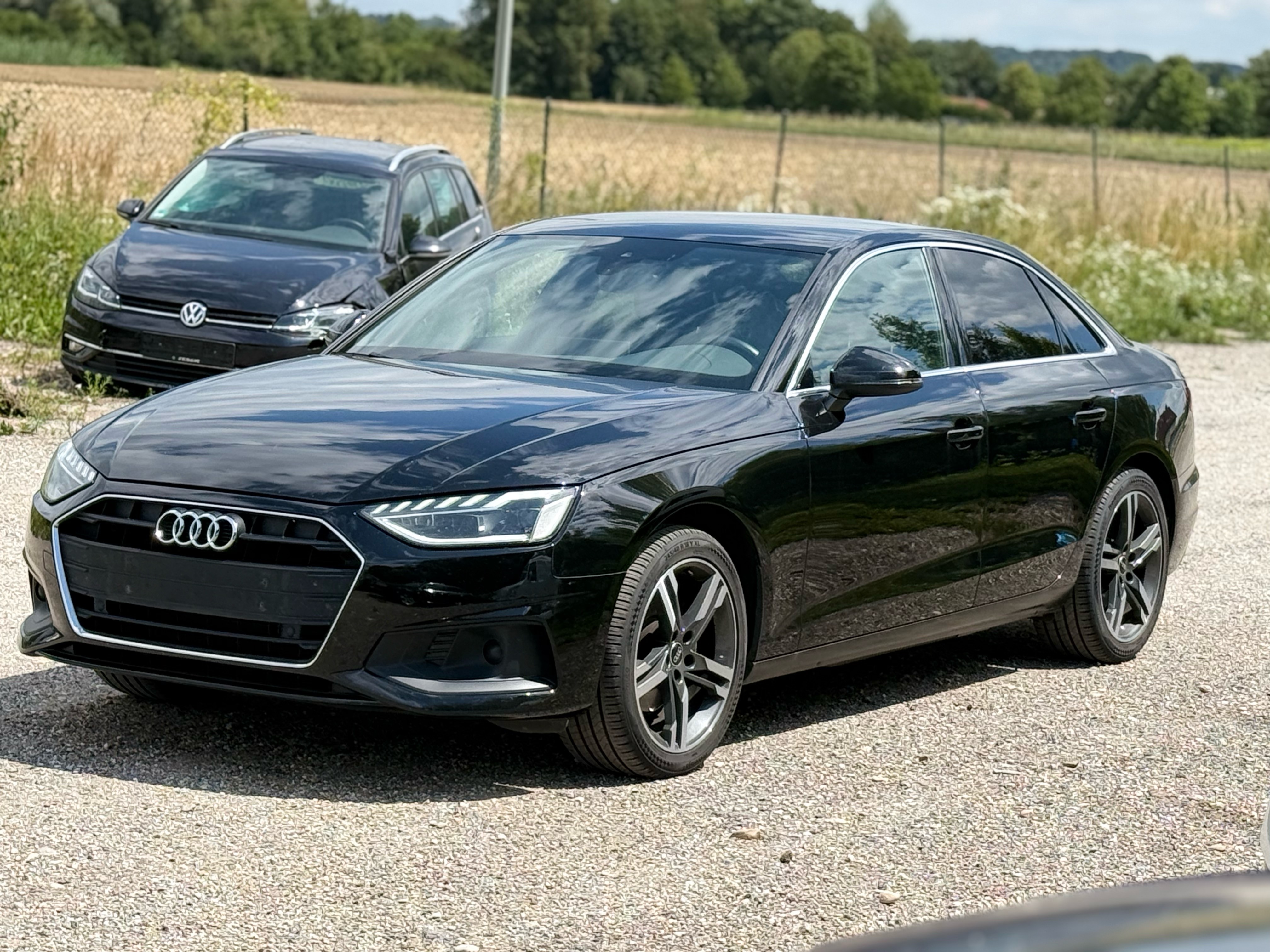 Audi A4 30 TDI Mild-Hybrid — фото 1