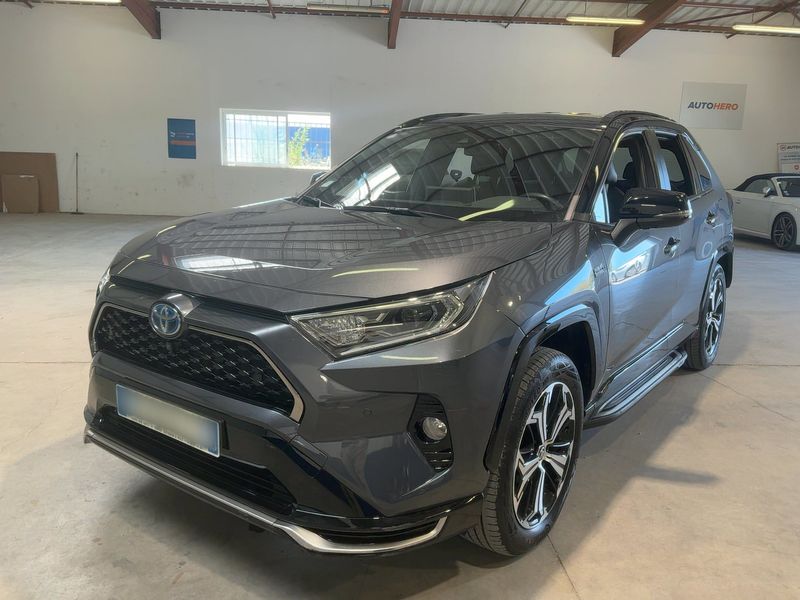Toyota RAV 4 2.5 Plug-in Hybrid — 1/8