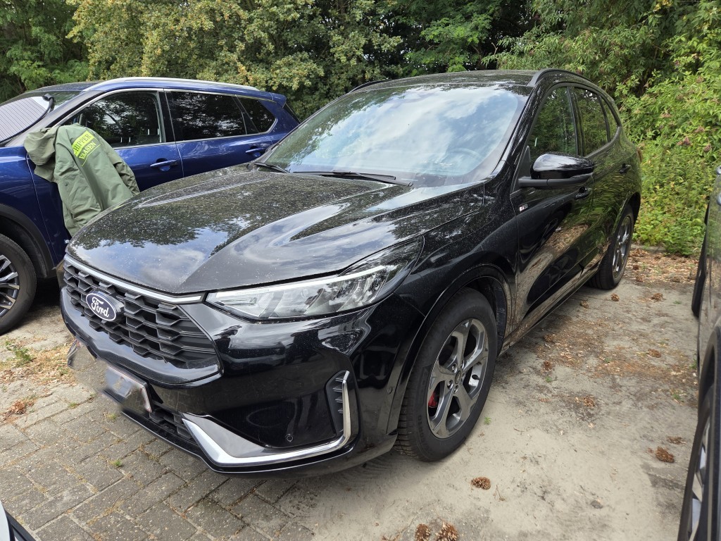 Ford Kuga 2.5 Hybrid — 1/8