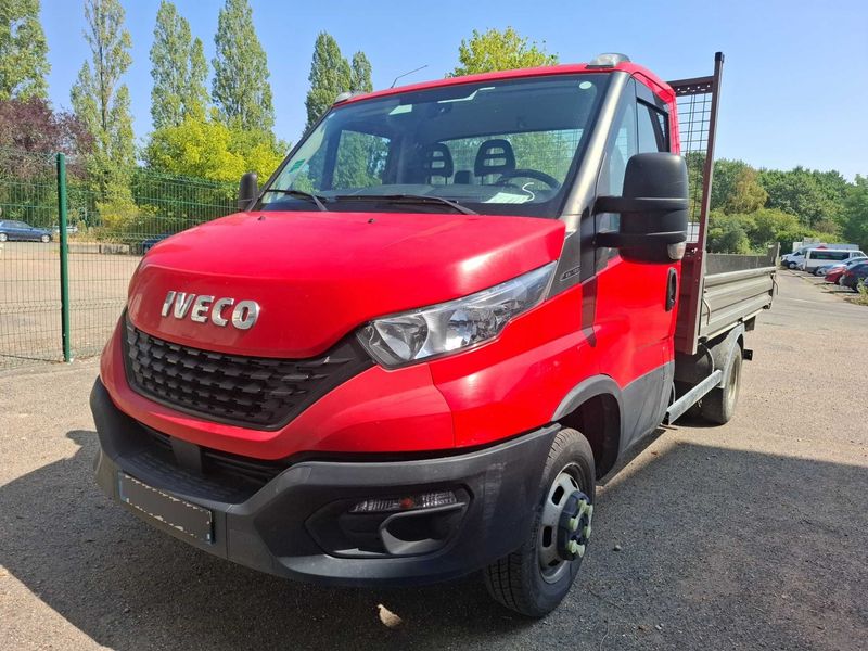 Iveco Daily 2.3 Diesel — 1/8