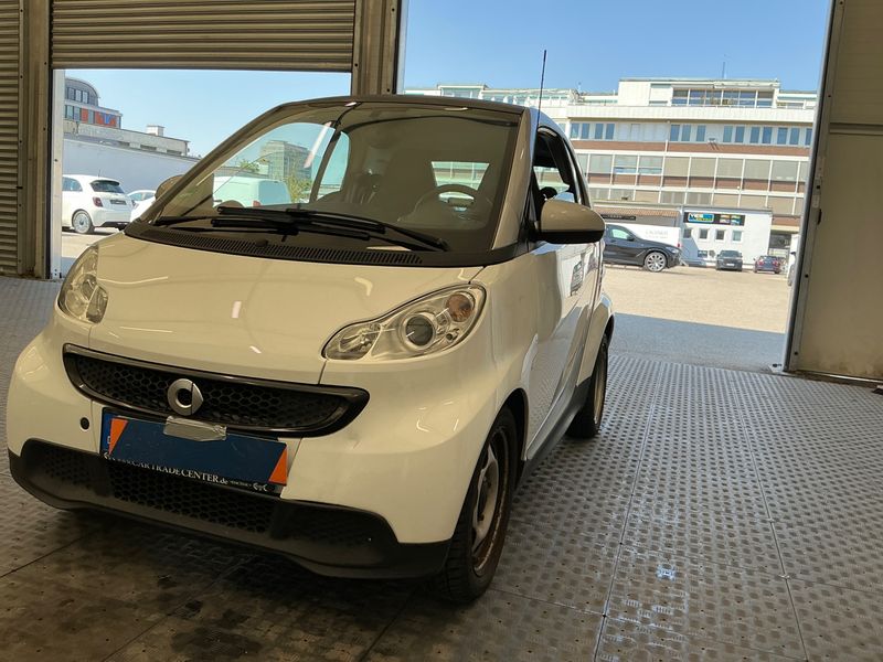 Smart fortwo 1.0 — 1/8