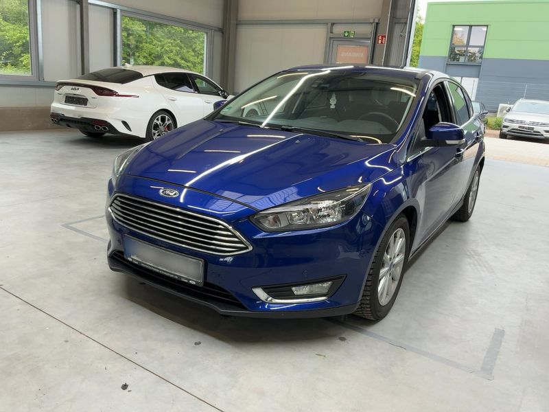 Ford Focus 1.0 EcoBoost — 1/8