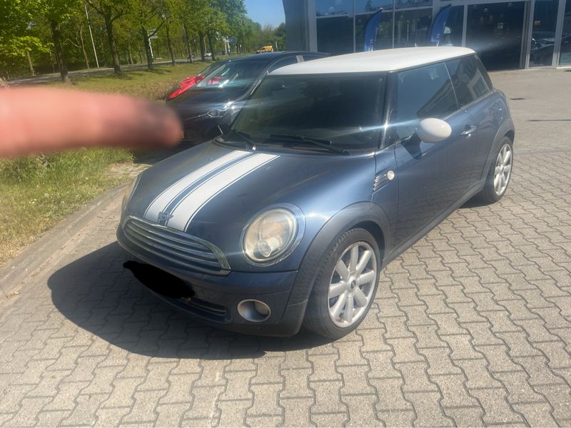 MINI MINI Cooper — 1/8