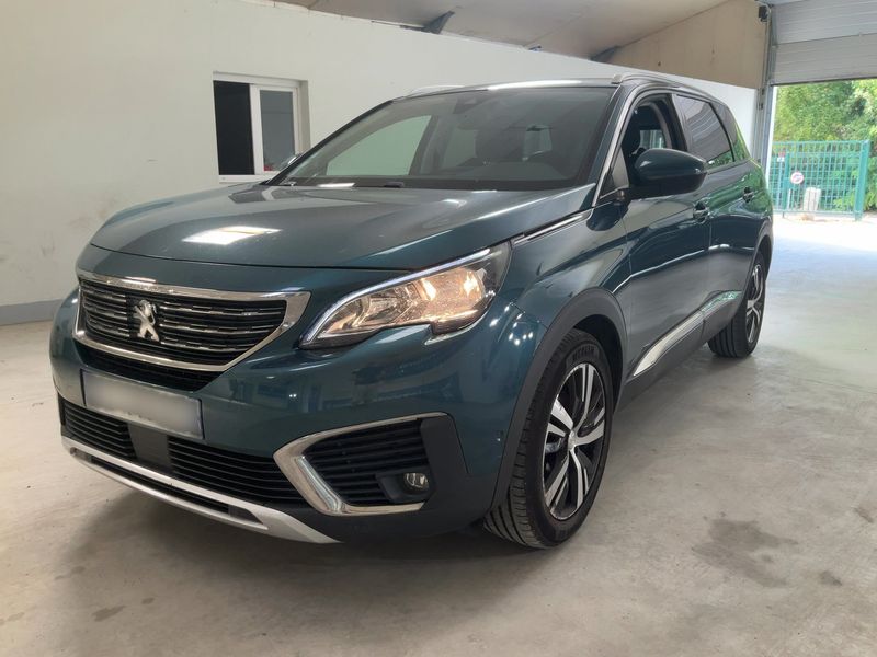 Peugeot 5008 1.5 Blue-HDi — фото 1