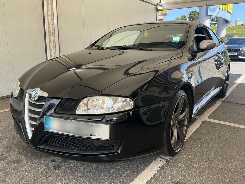 Alfa Romeo Alfa GT 1.9 JTD — 1/8