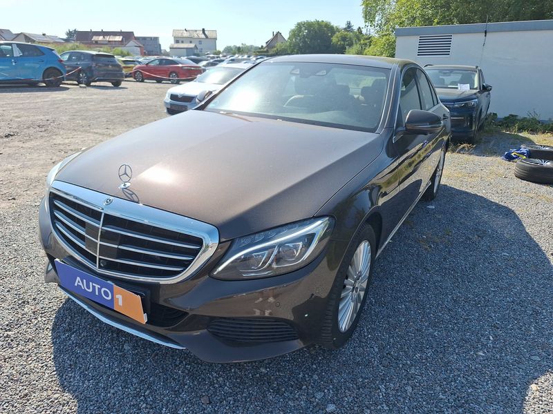 Mercedes-Benz C-Klasse C 400 — 1/8