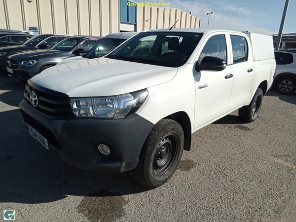 Toyota Hilux pick up diesel — 1/8