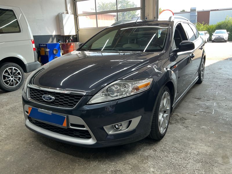 Ford Mondeo 2.5 — фото 1