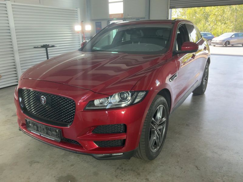 Jaguar F-Pace 30d — 1/8