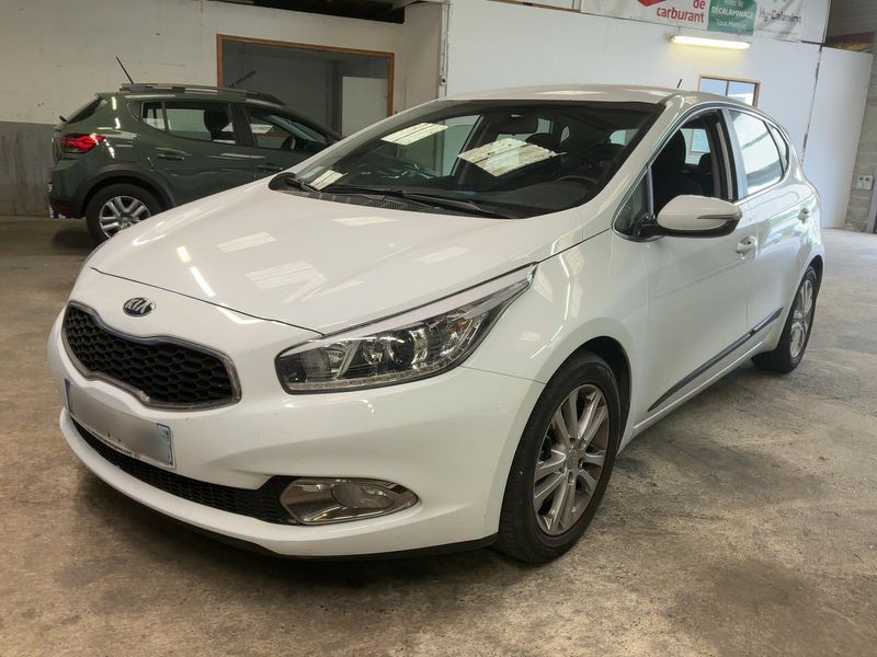 Kia cee'd 1.6 GDI — 1/8