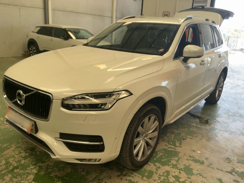 Volvo XC90 2.0 D5 — фото 1
