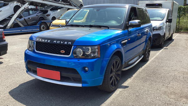 Land Rover Range HSE A — 1/8