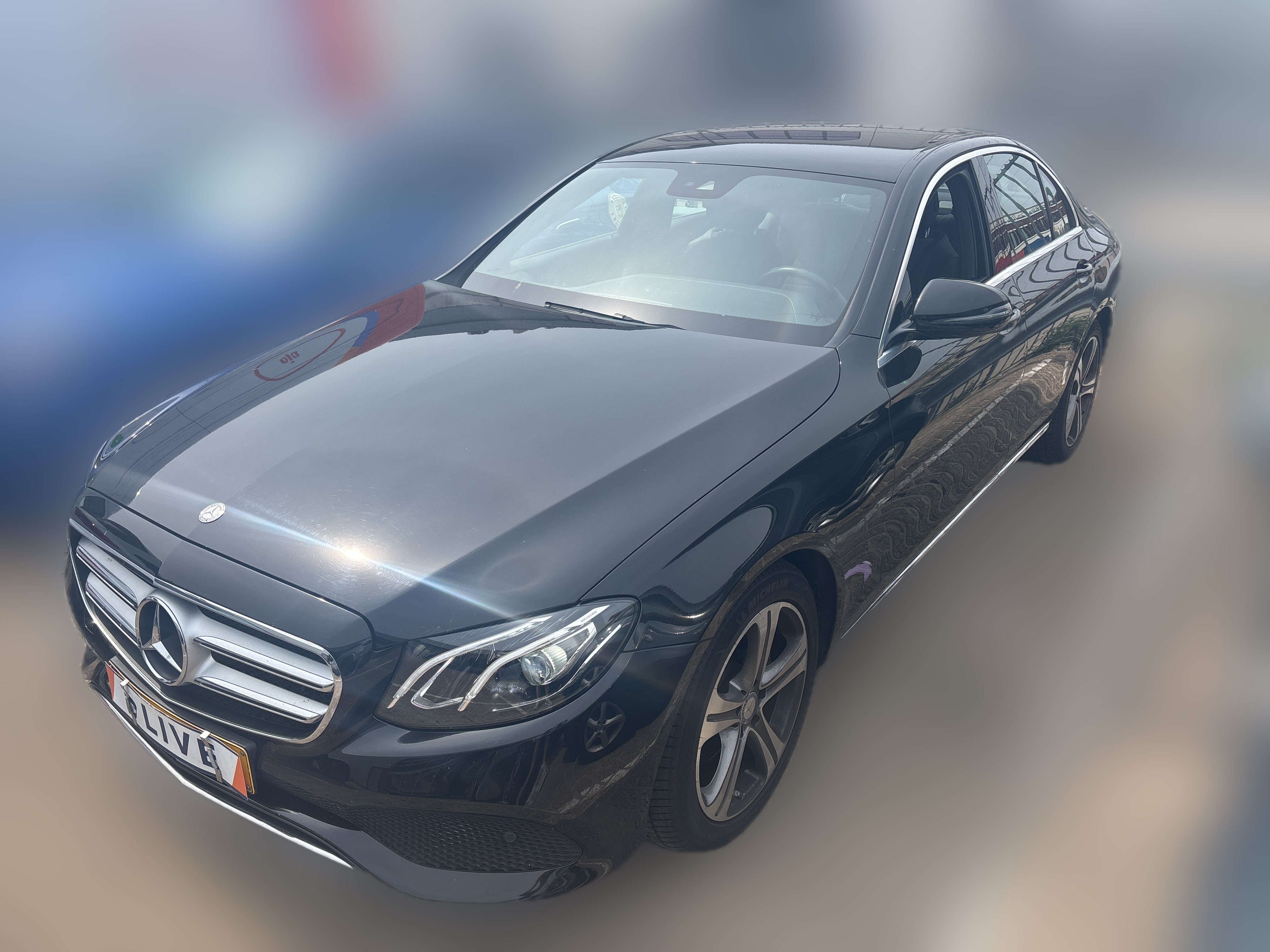 Mercedes-Benz E-Klasse E 200 d — 1/8