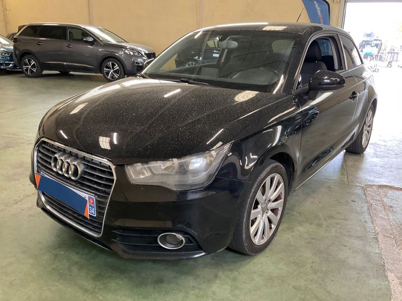 Audi A1 1.6 TDI — фото 1