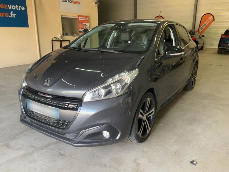 Peugeot 208 1.2 e-THP — 1/8