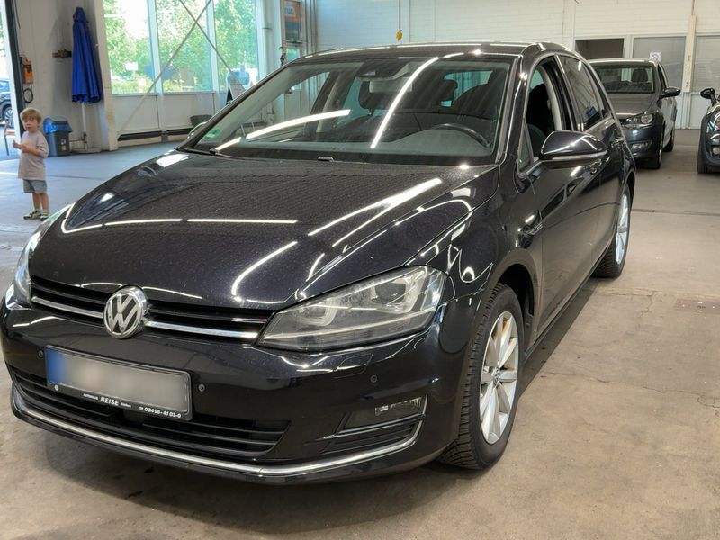 Volkswagen Golf VII 1.6 TDI — 1/8